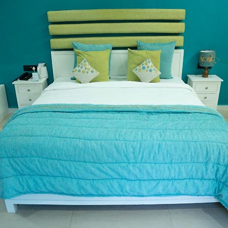 Regenta Beach House Resort, Goa บีนอลิม ภายนอก รูปภาพ