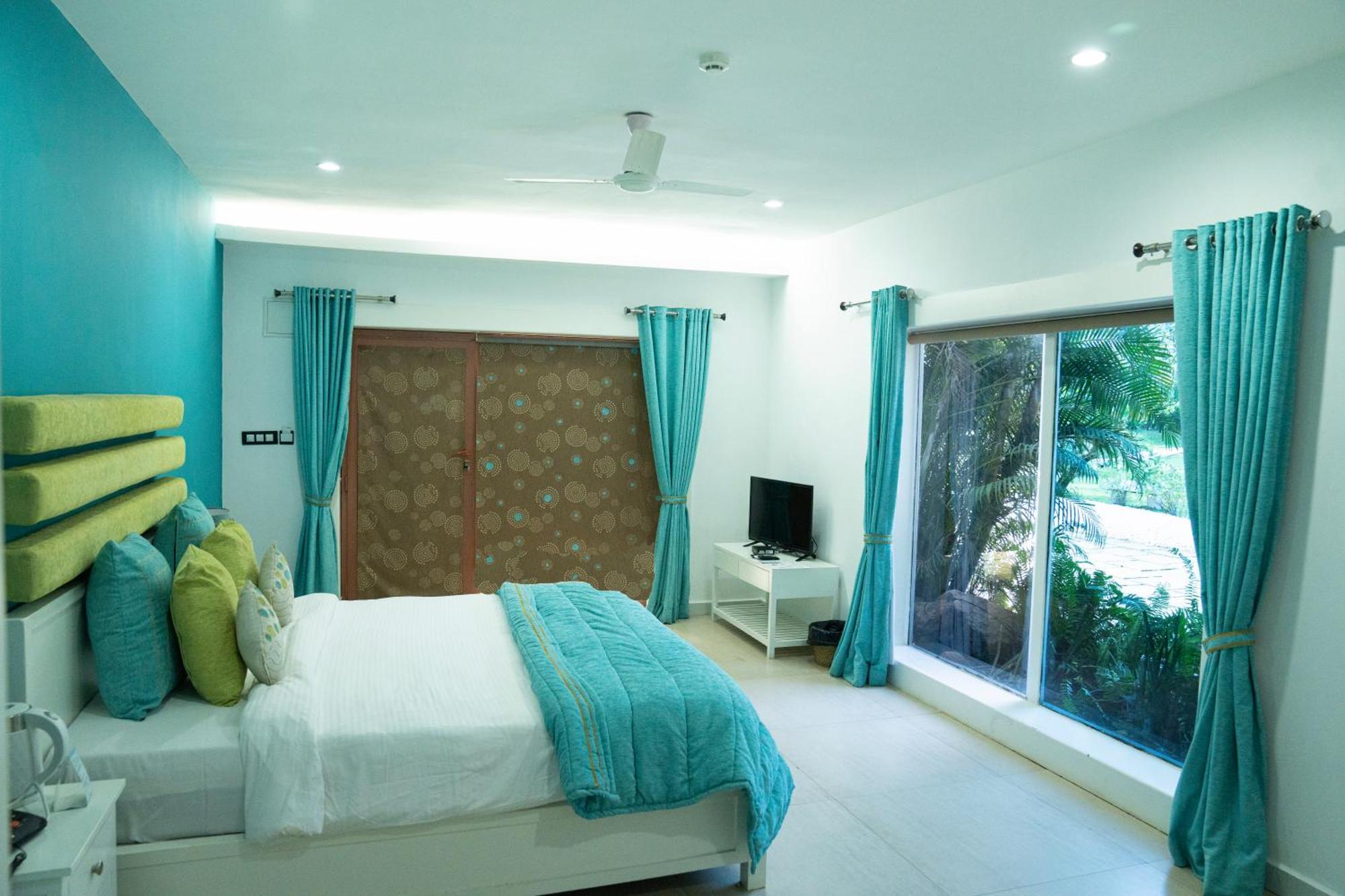 Regenta Beach House Resort, Goa บีนอลิม ภายนอก รูปภาพ