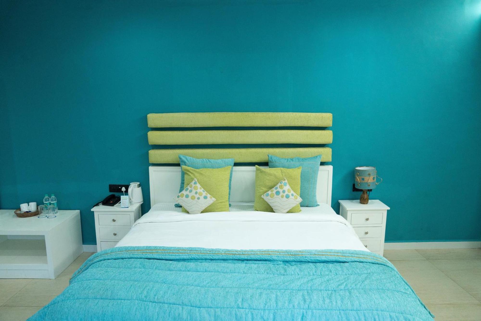 Regenta Beach House Resort, Goa บีนอลิม ภายนอก รูปภาพ