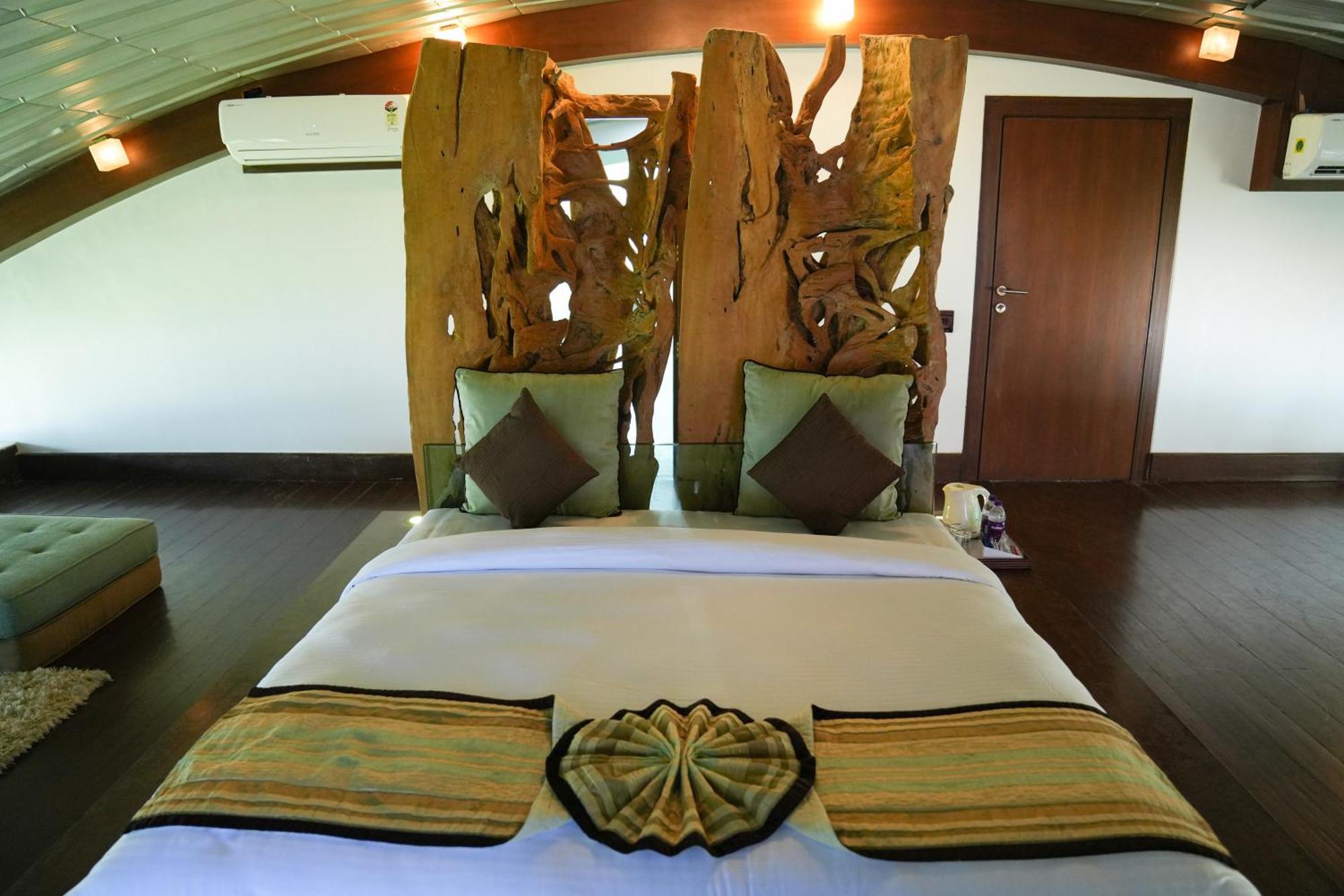 Regenta Beach House Resort, Goa บีนอลิม ภายนอก รูปภาพ