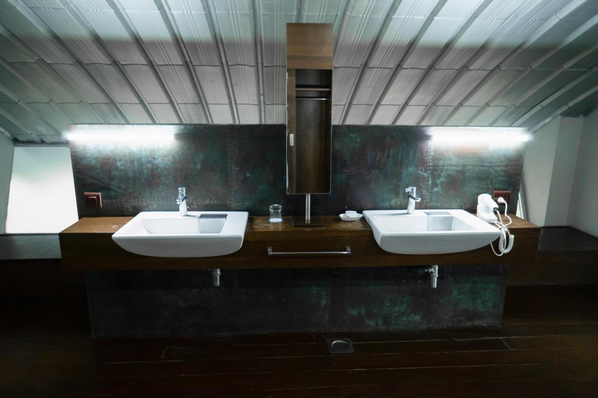 Regenta Beach House Resort, Goa บีนอลิม ภายนอก รูปภาพ